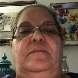 Meet your Posher, Evelyn